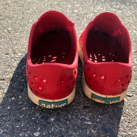 Native slip-on - Picture 2 of 3